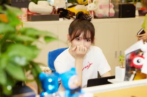 孟子义清新恬静图片
