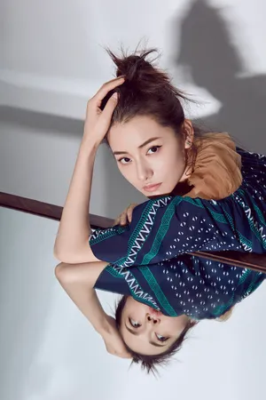 柴碧云复古质感性感写真图片_4