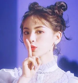 杨超越哪吒头灵动俏皮图片_3