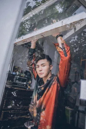 陈昊时尚帅气写真图片_7