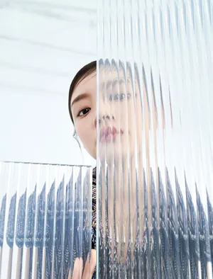 任敏时尚杂志性感写真图片