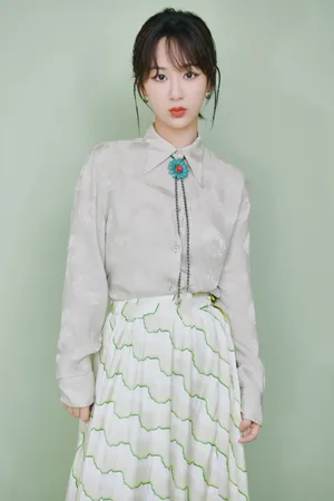 杨紫甜美清新写真图片_3