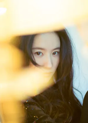 刘亦菲西装酷美写真图片_6