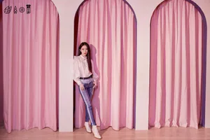 孟美岐粉色系酷美写真图片_7