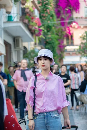 杨紫《中餐厅3》第一期剧照图片_7