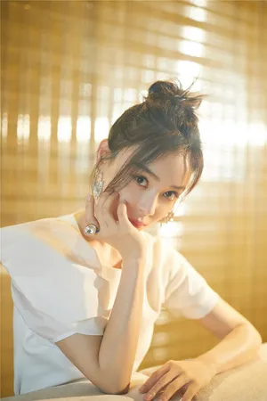 袁姗姗甜美灵动仙气写真图片