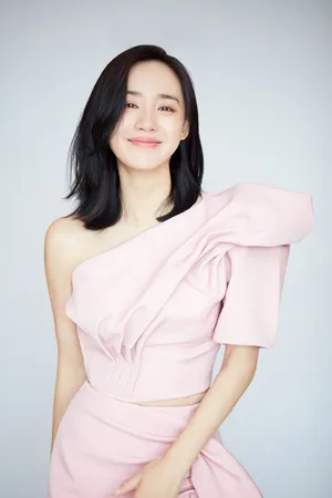 王智治愈系生日写真照图片