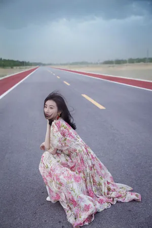 景甜清新公路写真图片_6