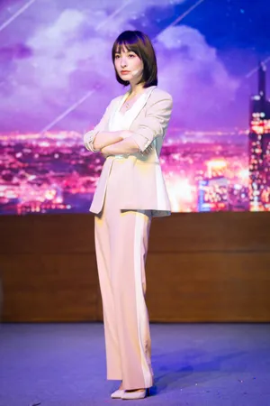 吴昕《爱上北斗星男友》见面会甜美图片