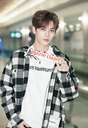 林彦俊帅气儒雅写真图片
