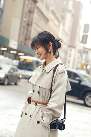 施诗清新唯美街拍图片_2
