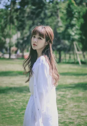 石雪婧可爱性感图片