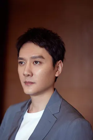 冯绍峰儒雅帅气活动照图片_7