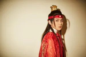 王源化身为贾宝玉帅气古装图片