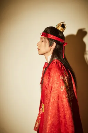王源化身为贾宝玉帅气古装图片_3