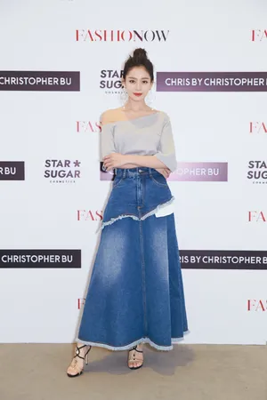王媛可性感时尚写真图片_5