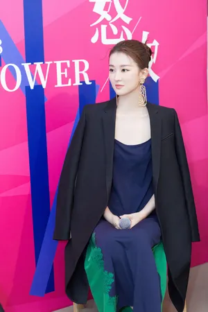 乔欣性感时尚写真图片_3