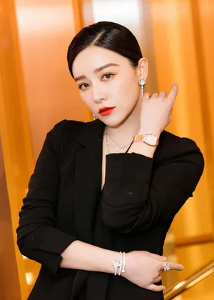 阚清子轻熟性感活动写真图片_2