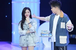 吴宣仪《遇见你真好》清新甜美图片