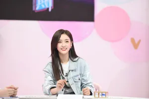 吴宣仪《遇见你真好》清新甜美图片_4