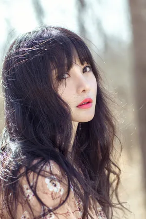 柳岩妩媚性感户外写真图片_7