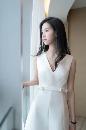 陈都灵清新温婉活动写真图片_2