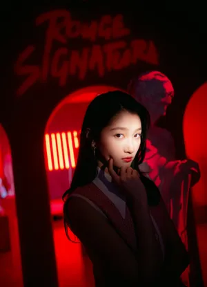 关晓彤性感代言写真图片