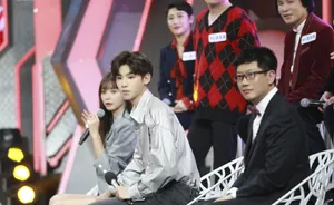 黄明昊《天天向上》剧照图片_5