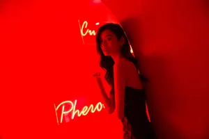 奚梦瑶妩媚性感活动图片_2