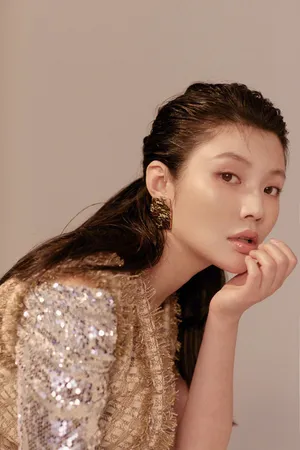 徐冬冬优雅性感写真图片