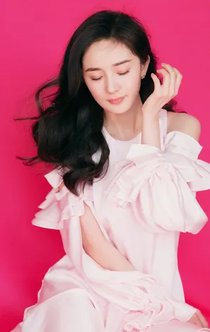 杨幂粉嫩迷人写真图片_4