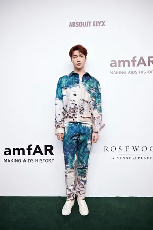 张艺兴amfAR慈善晚宴个性魅力写图片_4