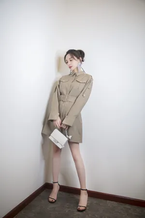 施诗性感潇洒写真图片_2