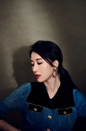 李念成熟魅力写真大片_2
