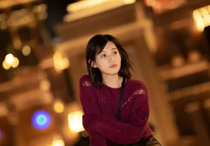 苏青秀丽甜美私服写真图片