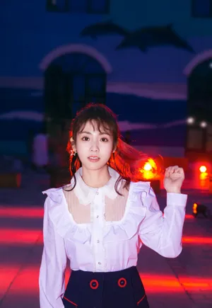 邢菲性感活动照图片_2