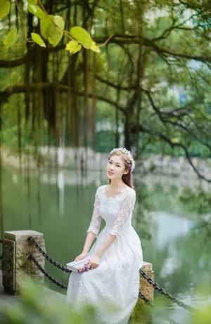 王双温婉迷人写真图片