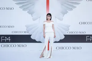 韩丹彤性感率性活动写真图片_5