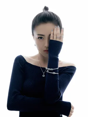 包文婧复古典雅写真图片_4