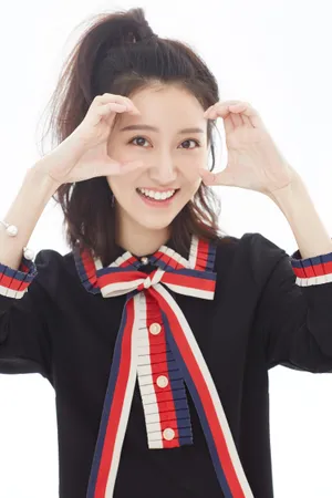 美女明星张鑫时尚写真图片_1