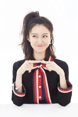 美女明星张鑫时尚写真图片_2