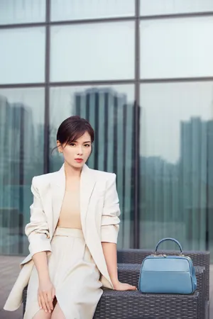 刘涛温婉知性街拍图片_4