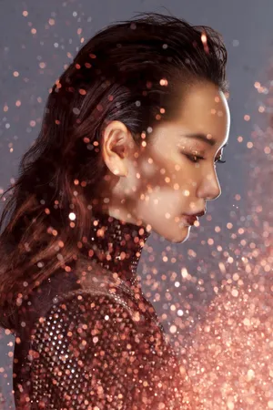 戚薇梦幻唯美金色亮片写真图片