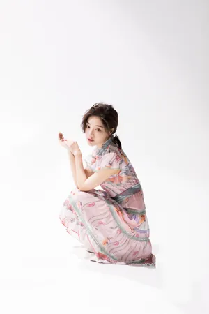 邓家佳性感甜美写真图片_2