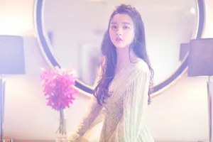 宋祖儿清纯甜美写真图片_5