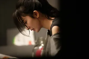 杨幂《密室大逃脱》唯美剧照图片_4