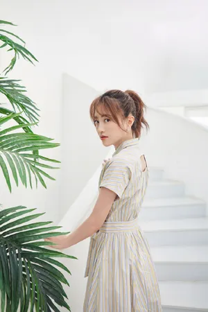包文婧温婉优雅写真图片_5