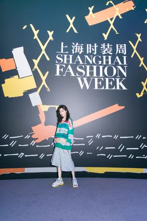 曹曦月清新甜美写真图片_4
