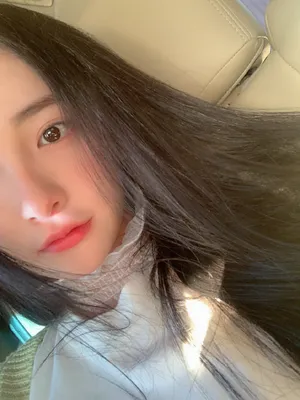 周洁琼俏皮可爱自拍图片_3