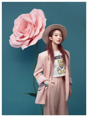 孟美岐甜美少女风写真图片_3